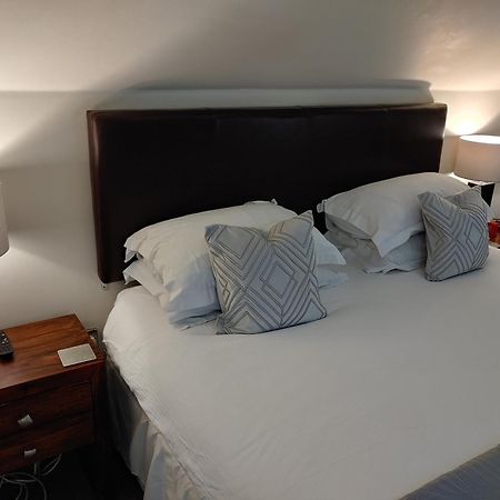 The Bath House Apartments - Free 1St Breakfast - Free Parking エクステリア 写真