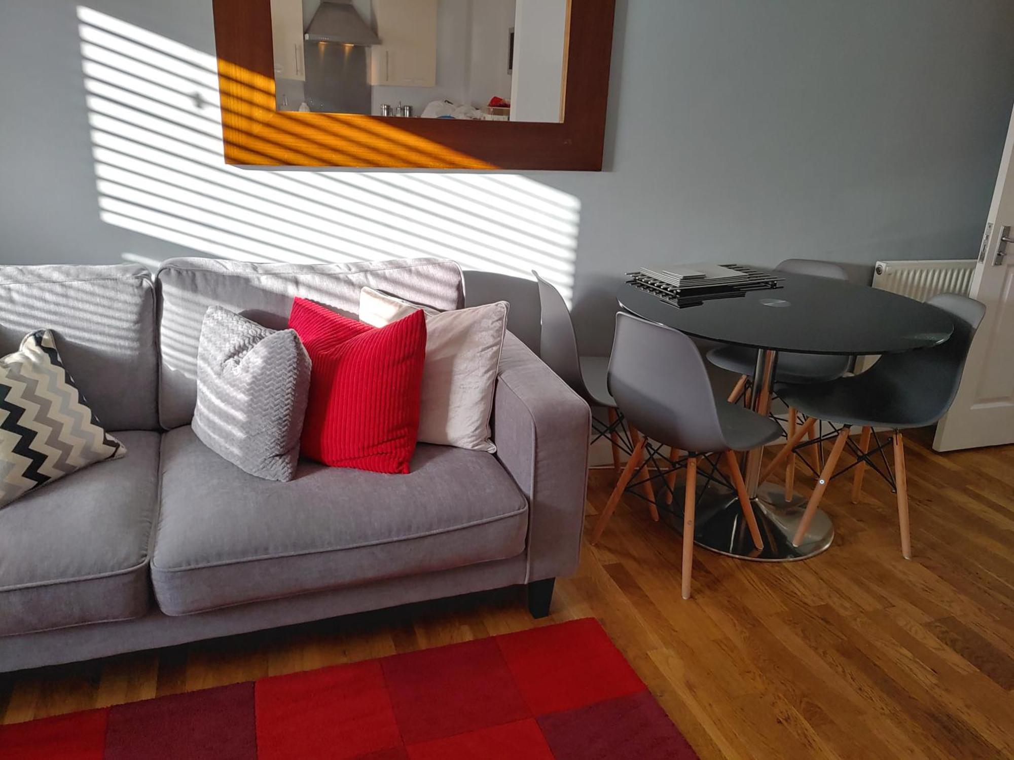 The Bath House Apartments - Free 1St Breakfast - Free Parking エクステリア 写真